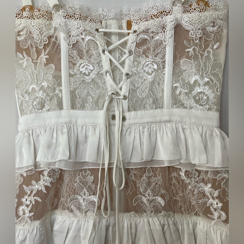 V. Chapman Ivory Lace Mini Dress - Picture 6 of 9